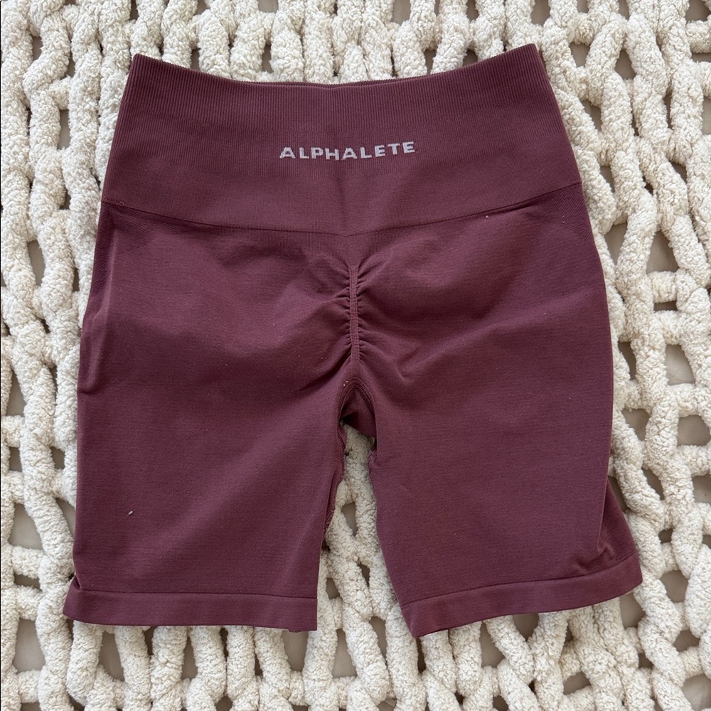 Alphalete Women's Burgundy Amplify High-Rise Biker Shorts
